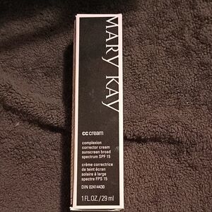 Mary Kay CC Cream with Broad Spectrum SPF 15